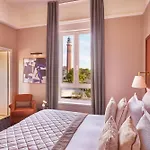 Barriere Le Westminster Hotel 5*