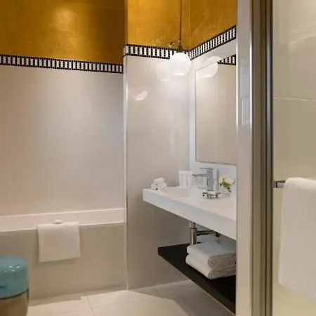 Barrire Le Westminster Отель 5*