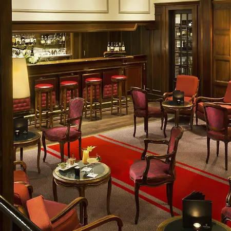 호텔 Barriere Le Westminster