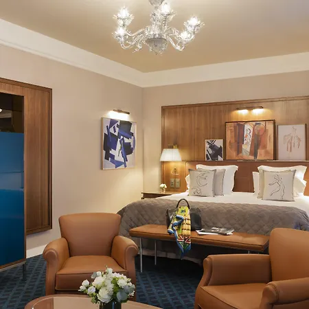 호텔 Barriere Le Westminster 5*